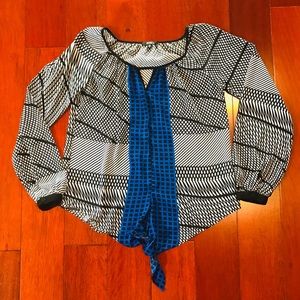 2 for $15, 3 for $20 ⭐️ Xoxo long sleeve blouse